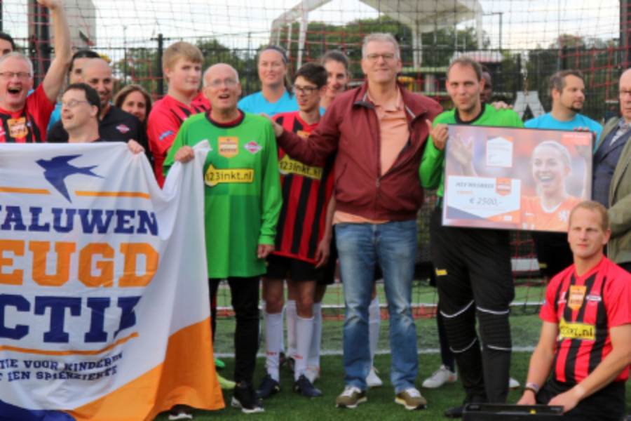 Zwaluwen Jeugd Actie steunt G-voetbal HSV Wasmeer