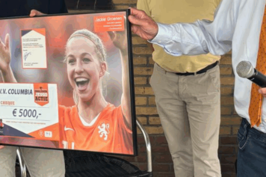 Zwaluwen Jeugd Actie schenkt €5.000 aan AVV Columbia